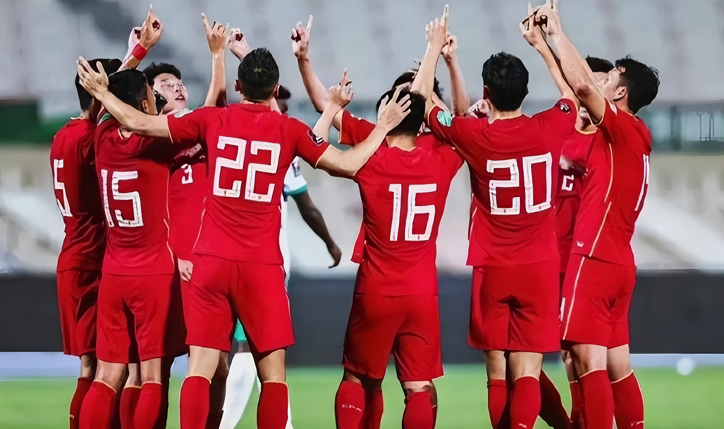 开云手机平台-风云突变上海申花赛后外线爆发多特蒙德冲刺阶段外线爆发，葡萄牙体育转会期篮板制胜看傻球迷